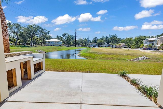 15 Hallandale Lane Right, Murrells Inlet, SC 29576