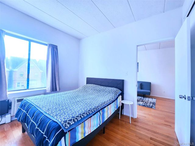149-15 Barclay Avenue 3A, Flushing, NY 11355