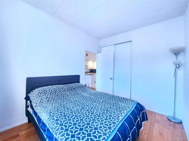 149-15 Barclay Avenue 3A, Flushing, NY 11355