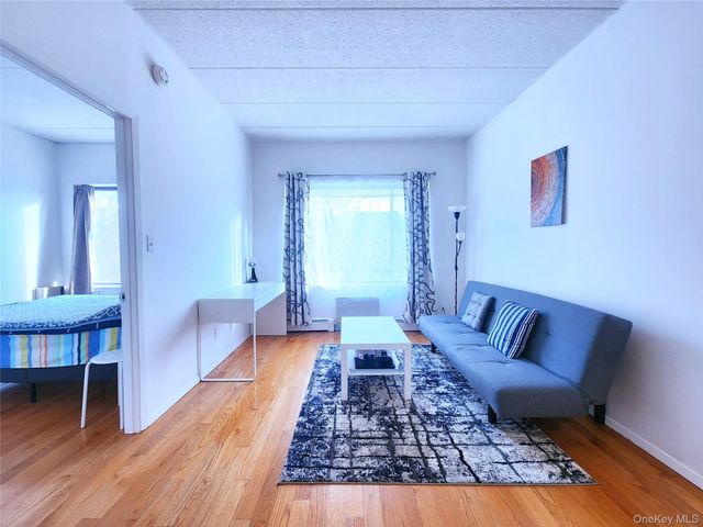 149-15 Barclay Avenue 3A, Flushing, NY 11355