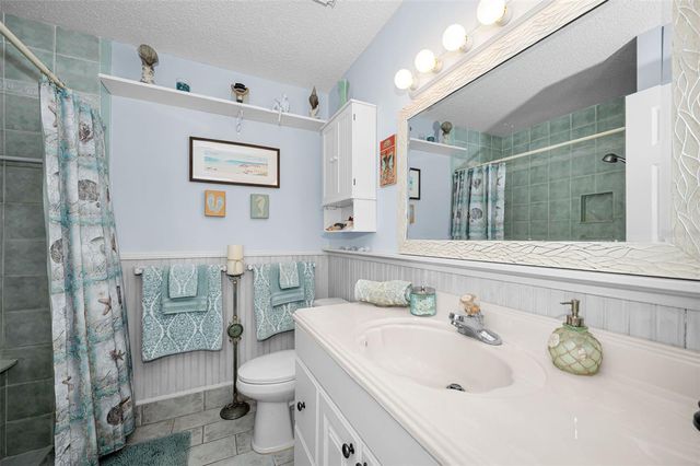 3958 37TH STREET S 28, St Petersburg, FL 33711