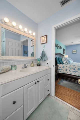 3958 37TH STREET S 28, St Petersburg, FL 33711