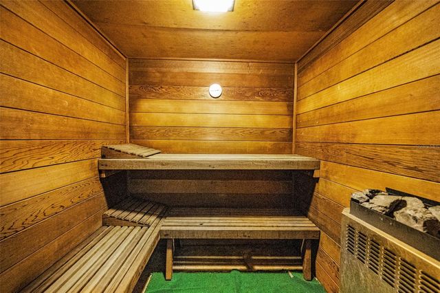 3958 37TH STREET S 28, St Petersburg, FL 33711