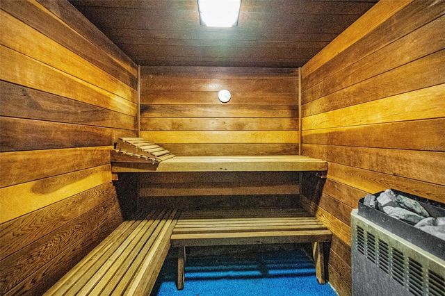 3958 37TH STREET S 28, St Petersburg, FL 33711