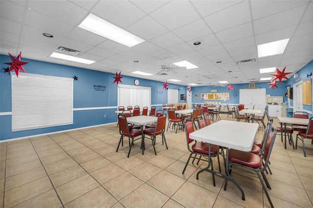 3958 37TH STREET S 28, St Petersburg, FL 33711