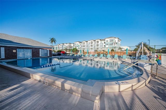 3958 37TH STREET S 28, St Petersburg, FL 33711