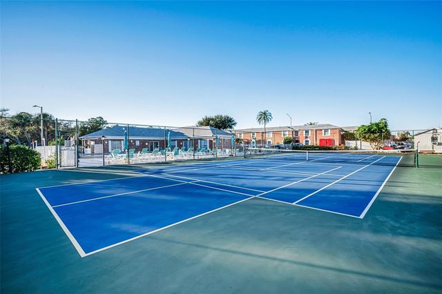 3958 37TH STREET S 28, St Petersburg, FL 33711