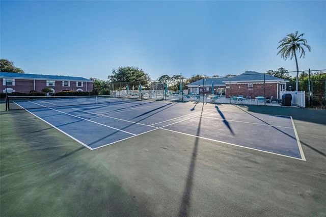 3958 37TH STREET S 28, St Petersburg, FL 33711