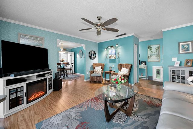 3958 37TH STREET S 28, St Petersburg, FL 33711