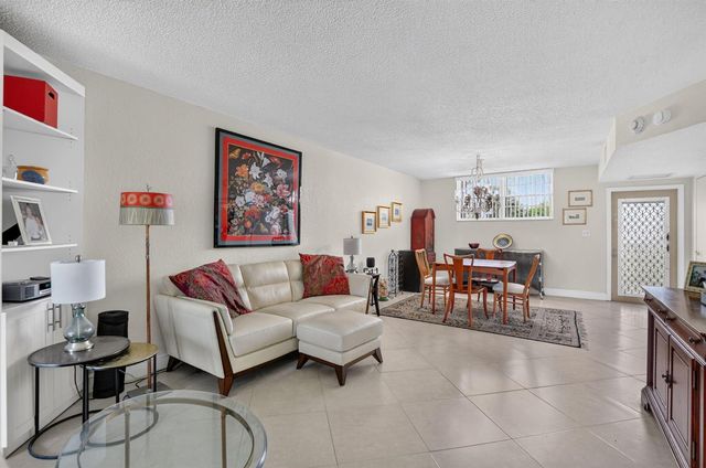 2460 DEER CREEK COUNTRY CLUB Boulevard 206-A, Deerfield Beach, FL 33442