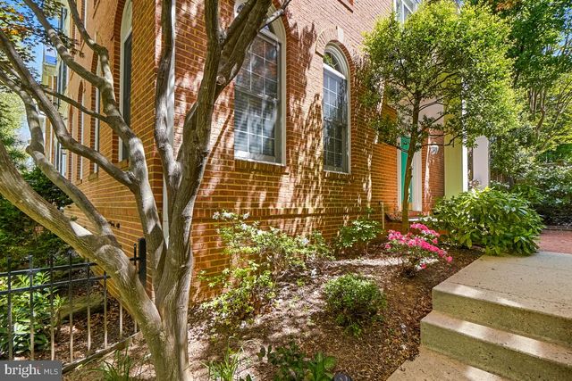 217 HART RD, Gaithersburg, MD 20878