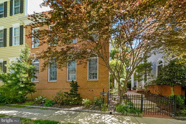 217 HART RD, Gaithersburg, MD 20878
