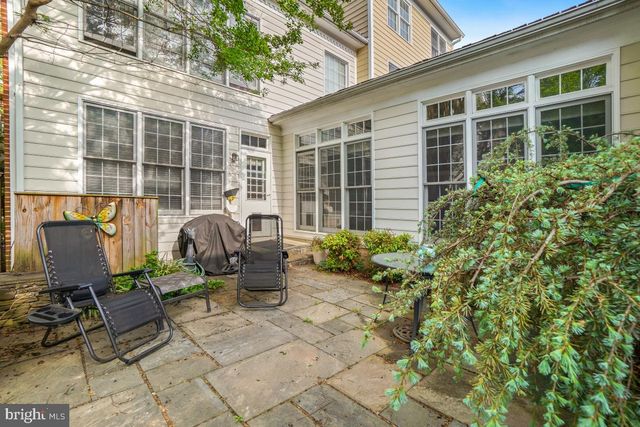 217 HART RD, Gaithersburg, MD 20878