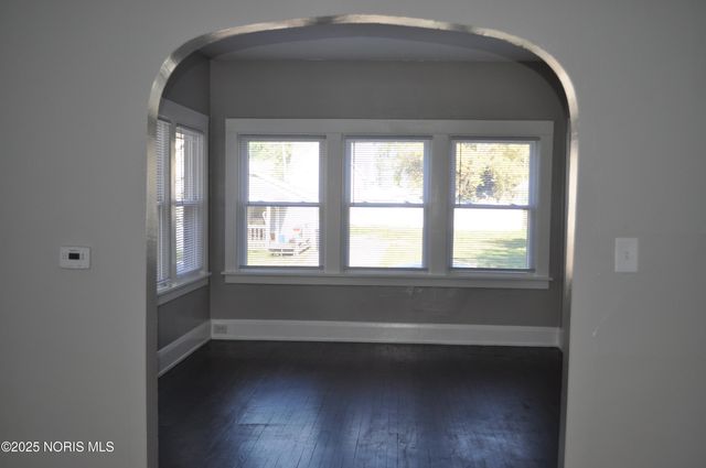 128 Carbon Street, Toledo, OH 43605