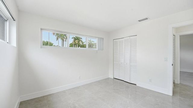 21020 Highland Lakes Boulevard, Miami, FL 33179