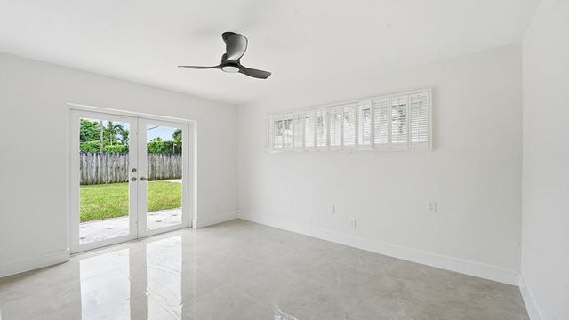 21020 Highland Lakes Boulevard, Miami, FL 33179