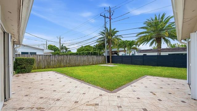 21020 Highland Lakes Boulevard, Miami, FL 33179