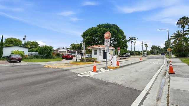 21020 Highland Lakes Boulevard, Miami, FL 33179