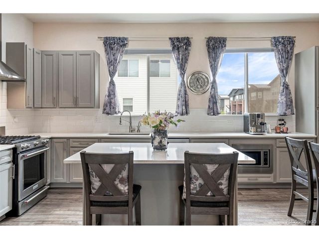 7885 W 43rd Cir, Wheat Ridge, CO 80033