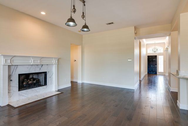 704 Glendale Drive, Keller, TX 76248