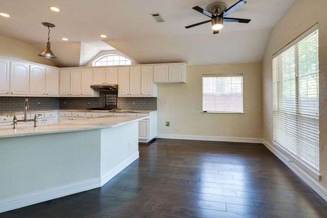704 Glendale Drive, Keller, TX 76248