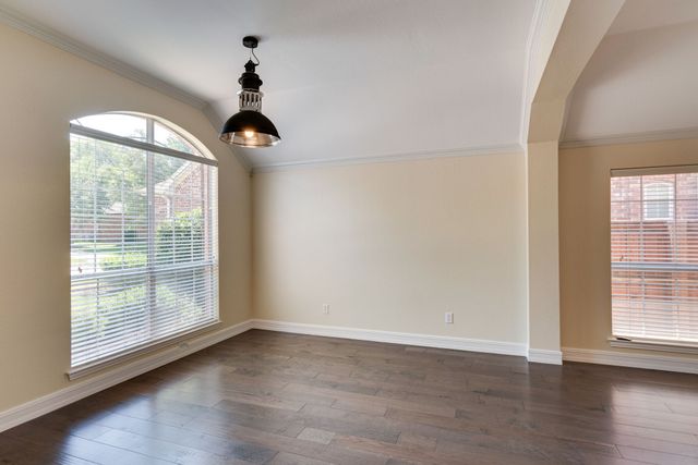 704 Glendale Drive, Keller, TX 76248