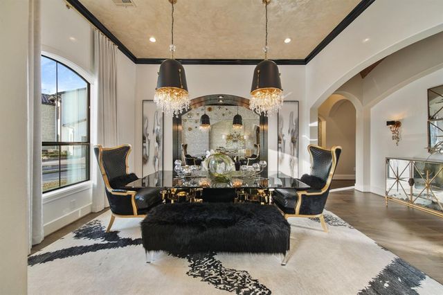 213 Los Frailes Drive, Friendswood, TX 77546