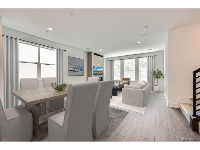 10898 E Hinsdale Cir, Centennial, CO 80112