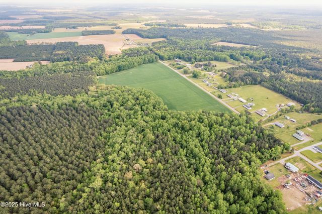 000 Hazelton Road, Gates, NC 27937
