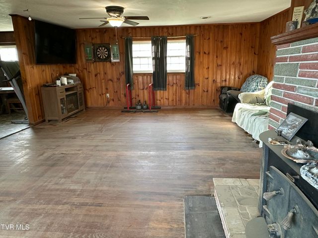 186 Liberty Hill Road, Chuckey, TN 37641