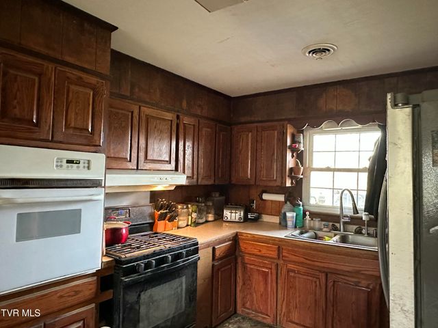 186 Liberty Hill Road, Chuckey, TN 37641