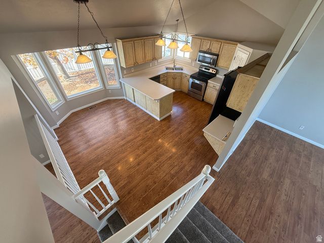 5902 S TROWBRIDGE WAY, Kearns, UT 84118