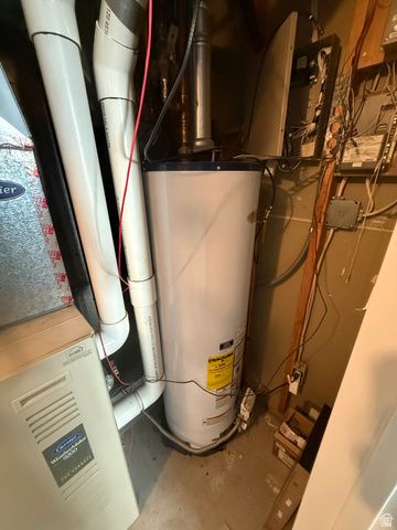 5902 S TROWBRIDGE WAY, Kearns, UT 84118