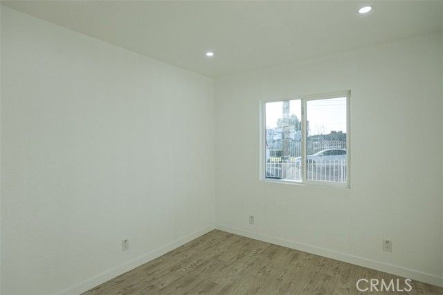 11114 Willowbrook Avenue, Los Angeles, CA 90059