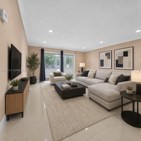 4848 NW 24th Ct 118, Lauderdale Lakes, FL 33313