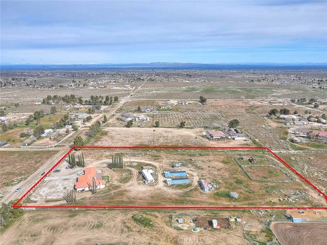 11077 Valle Vista Road, Phelan, CA 92371