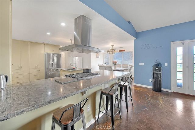 11077 Valle Vista Road, Phelan, CA 92371