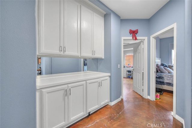 11077 Valle Vista Road, Phelan, CA 92371