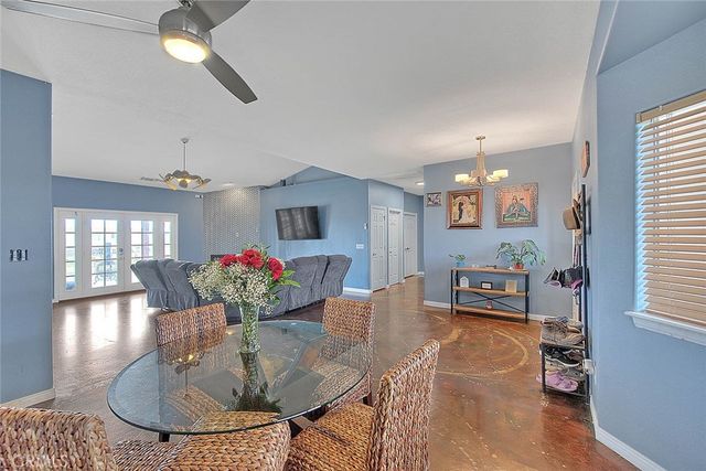 11077 Valle Vista Road, Phelan, CA 92371