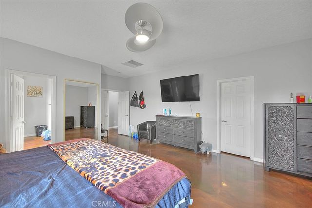 11077 Valle Vista Road, Phelan, CA 92371