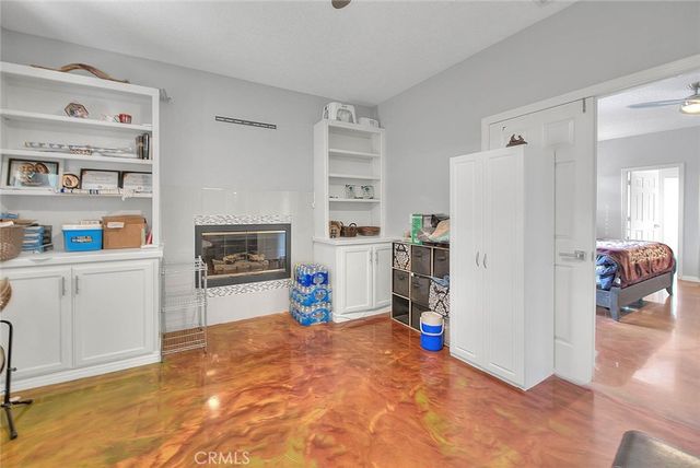 11077 Valle Vista Road, Phelan, CA 92371