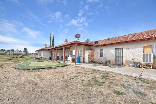 11077 Valle Vista Road, Phelan, CA 92371