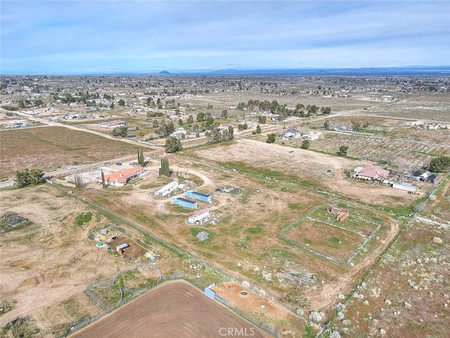 11077 Valle Vista Road, Phelan, CA 92371