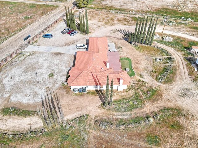 11077 Valle Vista Road, Phelan, CA 92371