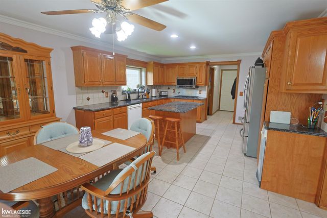 53338 Villa Rosa Drive, Macomb, MI 48042