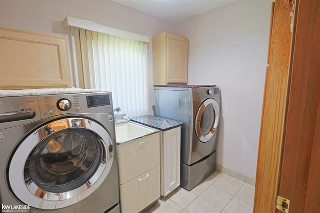 53338 Villa Rosa Drive, Macomb, MI 48042