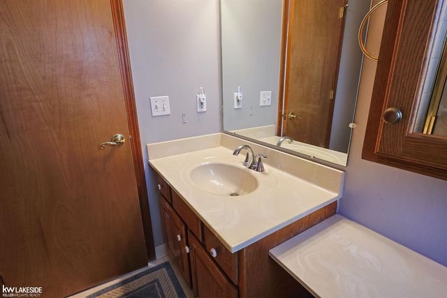 53338 Villa Rosa Drive, Macomb, MI 48042