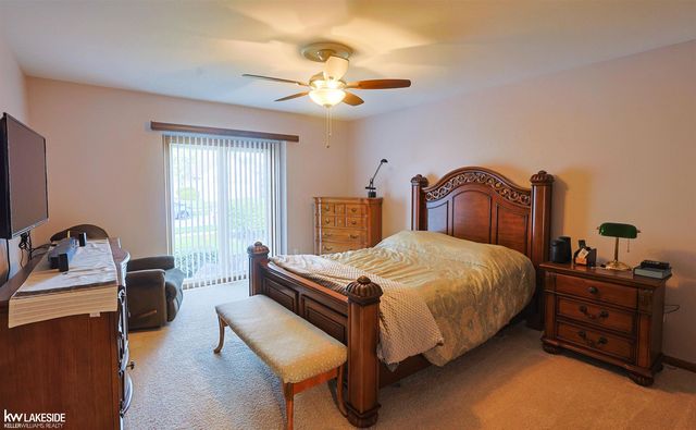 53338 Villa Rosa Drive, Macomb, MI 48042