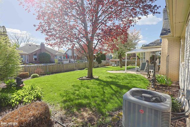 53338 Villa Rosa Drive, Macomb, MI 48042