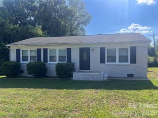 3605 Somerset Drive, Gastonia, NC 28052